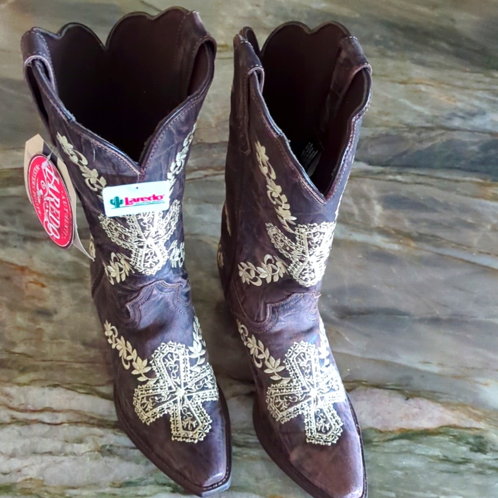 Laredo Women's Western Boots  NEW Brown Leather with Tan Embroidery Size 9